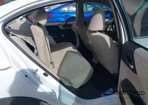 2013 Honda Accord Lx z USA, uszkodzony, nr VIN 1HGCR2F39DA095434